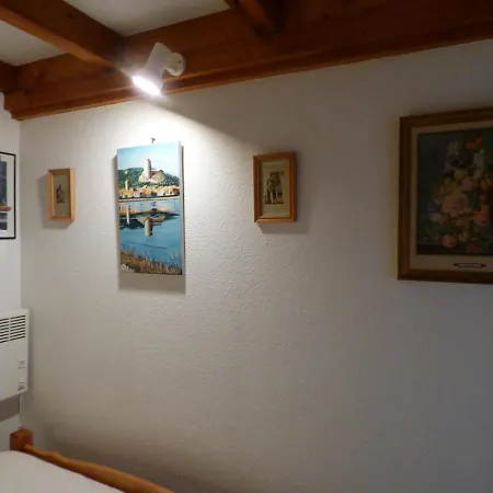 Finette 4a 2e 1bb Park * 格吕桑