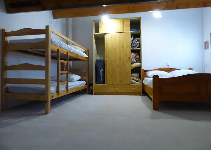 Semesterbostad Finette 4a 2e 1bb Park Gruissan